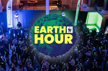  Silent disco in de Brusselse Beurs in 2024 tijdens Earth Hour. 