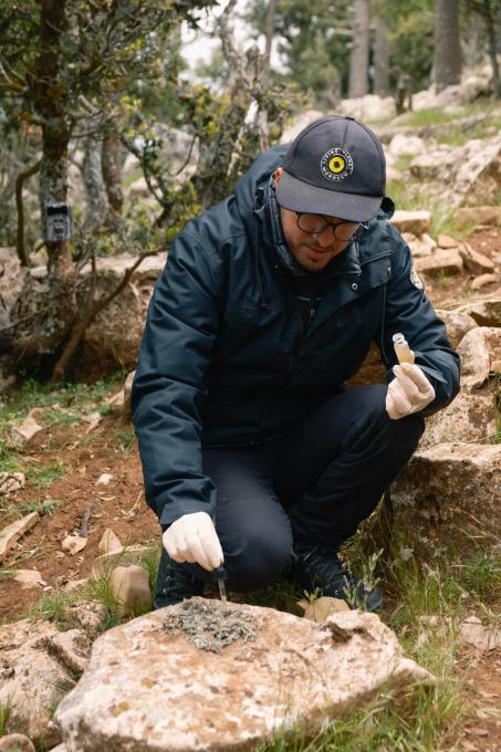 Hicham dans la cédraie de l'Atlas